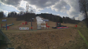 Skiareál Lázeňský vrch - Sjezdovka - 23.3.2026 v 10:39 Skiareál Lázeňský vrch - Sjezdovka - 23.3.2026 v 10:39