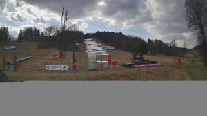 Skiareál Lázeňský vrch - Sjezdovka - 23.3.2026 v 10:45 Skiareál Lázeňský vrch - Sjezdovka - 23.3.2026 v 10:45