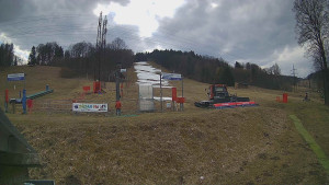 Skiareál Lázeňský vrch - Sjezdovka - 23.3.2026 v 11:25 Skiareál Lázeňský vrch - Sjezdovka - 23.3.2026 v 11:25