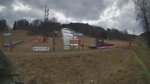 Skiareál Lázeňský vrch - Sjezdovka - 23.3.2026 v 11:44 Skiareál Lázeňský vrch - Sjezdovka - 23.3.2026 v 11:44