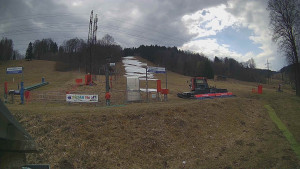 Skiareál Lázeňský vrch - Sjezdovka - 23.3.2026 v 12:15 Skiareál Lázeňský vrch - Sjezdovka - 23.3.2026 v 12:15