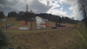 Skiareál Lázeňský vrch - Sjezdovka - 23.3.2026 v 12:20 Skiareál Lázeňský vrch - Sjezdovka - 23.3.2026 v 12:20