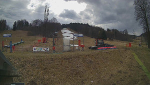 Skiareál Lázeňský vrch - Sjezdovka - 23.3.2026 v 12:54 Skiareál Lázeňský vrch - Sjezdovka - 23.3.2026 v 12:54
