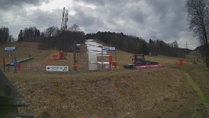 Skiareál Lázeňský vrch - Sjezdovka - 23.3.2026 v 13:09 Skiareál Lázeňský vrch - Sjezdovka - 23.3.2026 v 13:09