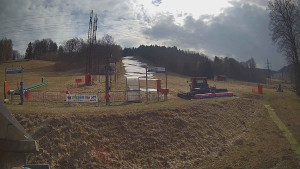 Skiareál Lázeňský vrch - Sjezdovka - 23.3.2026 v 14:10 Skiareál Lázeňský vrch - Sjezdovka - 23.3.2026 v 14:10