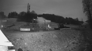 Skiareál Lázeňský vrch - Sjezdovka - 27.3.2026 v 05:09 Skiareál Lázeňský vrch - Sjezdovka - 27.3.2026 v 05:09