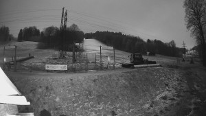 Skiareál Lázeňský vrch - Sjezdovka - 27.3.2026 v 05:14 Skiareál Lázeňský vrch - Sjezdovka - 27.3.2026 v 05:14