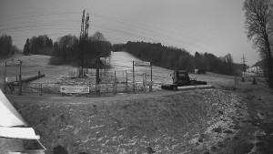 Skiareál Lázeňský vrch - Sjezdovka - 27.3.2026 v 05:19 Skiareál Lázeňský vrch - Sjezdovka - 27.3.2026 v 05:19