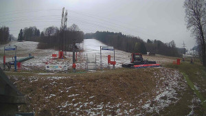 Skiareál Lázeňský vrch - Sjezdovka - 27.3.2026 v 06:34 Skiareál Lázeňský vrch - Sjezdovka - 27.3.2026 v 06:34