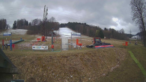 Skiareál Lázeňský vrch - Sjezdovka - 27.3.2026 v 11:04 Skiareál Lázeňský vrch - Sjezdovka - 27.3.2026 v 11:04