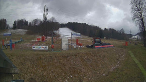 Skiareál Lázeňský vrch - Sjezdovka - 27.3.2026 v 11:09 Skiareál Lázeňský vrch - Sjezdovka - 27.3.2026 v 11:09