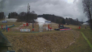 Skiareál Lázeňský vrch - Sjezdovka - 27.3.2026 v 11:14 Skiareál Lázeňský vrch - Sjezdovka - 27.3.2026 v 11:14