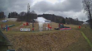 Skiareál Lázeňský vrch - Sjezdovka - 27.3.2026 v 11:49 Skiareál Lázeňský vrch - Sjezdovka - 27.3.2026 v 11:49