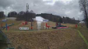 Skiareál Lázeňský vrch - Sjezdovka - 27.3.2026 v 12:14 Skiareál Lázeňský vrch - Sjezdovka - 27.3.2026 v 12:14