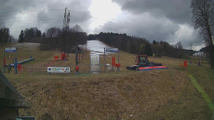 Skiareál Lázeňský vrch - Sjezdovka - 27.3.2026 v 12:29 Skiareál Lázeňský vrch - Sjezdovka - 27.3.2026 v 12:29