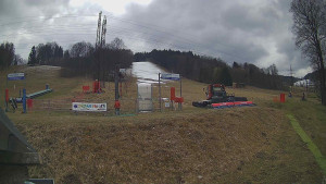 Skiareál Lázeňský vrch - Sjezdovka - 27.3.2026 v 12:49 Skiareál Lázeňský vrch - Sjezdovka - 27.3.2026 v 12:49