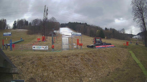 Skiareál Lázeňský vrch - Sjezdovka - 27.3.2026 v 13:09 Skiareál Lázeňský vrch - Sjezdovka - 27.3.2026 v 13:09