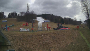 Skiareál Lázeňský vrch - Sjezdovka - 27.3.2026 v 13:54 Skiareál Lázeňský vrch - Sjezdovka - 27.3.2026 v 13:54