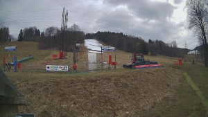 Skiareál Lázeňský vrch - Sjezdovka - 27.3.2026 v 14:44 Skiareál Lázeňský vrch - Sjezdovka - 27.3.2026 v 14:44