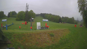 Skiareál Lázeňský vrch - Sjezdovka - 15.5.2026 v 10:34 Skiareál Lázeňský vrch - Sjezdovka - 15.5.2026 v 10:34