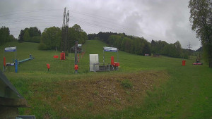Skiareál Lázeňský vrch - Sjezdovka - 15.5.2026 v 12:24 Skiareál Lázeňský vrch - Sjezdovka - 15.5.2026 v 12:24