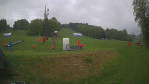 Skiareál Lázeňský vrch - Sjezdovka - 15.5.2026 v 12:39 Skiareál Lázeňský vrch - Sjezdovka - 15.5.2026 v 12:39