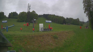 Skiareál Lázeňský vrch - Sjezdovka - 15.5.2026 v 12:54 Skiareál Lázeňský vrch - Sjezdovka - 15.5.2026 v 12:54