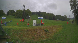 Skiareál Lázeňský vrch - Sjezdovka - 15.5.2026 v 13:39 Skiareál Lázeňský vrch - Sjezdovka - 15.5.2026 v 13:39