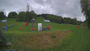 Skiareál Lázeňský vrch - Sjezdovka - 15.5.2026 v 15:59 Skiareál Lázeňský vrch - Sjezdovka - 15.5.2026 v 15:59