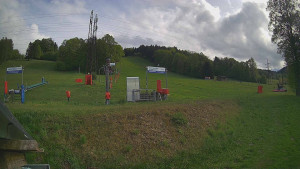 Skiareál Lázeňský vrch - Sjezdovka - 15.5.2026 v 17:14 Skiareál Lázeňský vrch - Sjezdovka - 15.5.2026 v 17:14