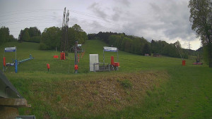 Skiareál Lázeňský vrch - Sjezdovka - 15.5.2026 v 18:29 Skiareál Lázeňský vrch - Sjezdovka - 15.5.2026 v 18:29