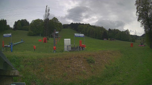 Skiareál Lázeňský vrch - Sjezdovka - 16.5.2026 v 15:34 Skiareál Lázeňský vrch - Sjezdovka - 16.5.2026 v 15:34