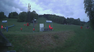 Skiareál Lázeňský vrch - Sjezdovka - 17.5.2026 v 04:34 Skiareál Lázeňský vrch - Sjezdovka - 17.5.2026 v 04:34