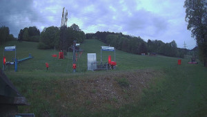 Skiareál Lázeňský vrch - Sjezdovka - 17.5.2026 v 04:39 Skiareál Lázeňský vrch - Sjezdovka - 17.5.2026 v 04:39