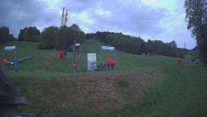 Skiareál Lázeňský vrch - Sjezdovka - 17.5.2026 v 04:44 Skiareál Lázeňský vrch - Sjezdovka - 17.5.2026 v 04:44