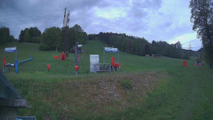 Skiareál Lázeňský vrch - Sjezdovka - 17.5.2026 v 05:09 Skiareál Lázeňský vrch - Sjezdovka - 17.5.2026 v 05:09