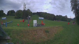 Skiareál Lázeňský vrch - Sjezdovka - 17.5.2026 v 05:24 Skiareál Lázeňský vrch - Sjezdovka - 17.5.2026 v 05:24