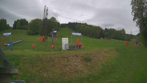 Skiareál Lázeňský vrch - Sjezdovka - 17.5.2026 v 08:14 Skiareál Lázeňský vrch - Sjezdovka - 17.5.2026 v 08:14