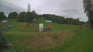 Skiareál Lázeňský vrch - Sjezdovka - 17.5.2026 v 08:39 Skiareál Lázeňský vrch - Sjezdovka - 17.5.2026 v 08:39