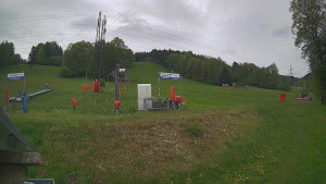 Skiareál Lázeňský vrch - Sjezdovka - 17.5.2026 v 09:24 Skiareál Lázeňský vrch - Sjezdovka - 17.5.2026 v 09:24