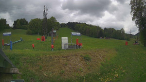 Skiareál Lázeňský vrch - Sjezdovka - 17.5.2026 v 11:24 Skiareál Lázeňský vrch - Sjezdovka - 17.5.2026 v 11:24