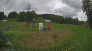 Skiareál Lázeňský vrch - Sjezdovka - 17.5.2026 v 12:09 Skiareál Lázeňský vrch - Sjezdovka - 17.5.2026 v 12:09