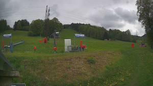 Skiareál Lázeňský vrch - Sjezdovka - 17.5.2026 v 12:14 Skiareál Lázeňský vrch - Sjezdovka - 17.5.2026 v 12:14