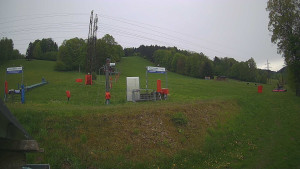 Skiareál Lázeňský vrch - Sjezdovka - 17.5.2026 v 16:39 Skiareál Lázeňský vrch - Sjezdovka - 17.5.2026 v 16:39