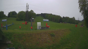 Skiareál Lázeňský vrch - Sjezdovka - 17.5.2026 v 17:44 Skiareál Lázeňský vrch - Sjezdovka - 17.5.2026 v 17:44