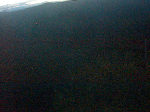 Skiareál Troják - Kamera na svahu B, pohled od chaty - 30.10.2025 v 05:49 Skiareál Troják - Kamera na svahu B, pohled od chaty - 30.10.2025 v 05:49