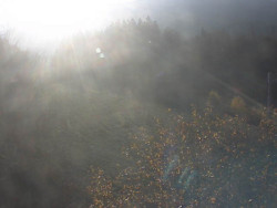 Kamera na svahu B, pohled od chaty