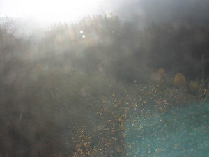 Skiareál Troják - Kamera na svahu B, pohled od chaty - 6.11.2025 v 07:50 Skiareál Troják - Kamera na svahu B, pohled od chaty - 6.11.2025 v 07:50