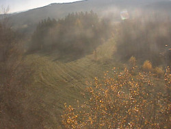 Kamera na svahu B, pohled od chaty