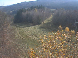 Kamera na svahu B, pohled od chaty